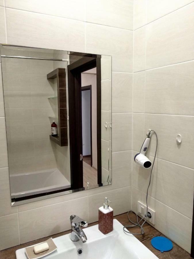 Апартаменти Двокімнатні В Центрі Міста На Ерусалимці Поруч З Фонтаном Рошен Vinnitsya Dış mekan fotoğraf